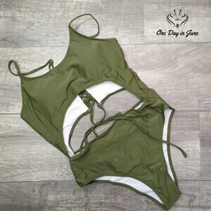 Leisup Cut Out Lace Up Back One Piece Swimsuit Size XL